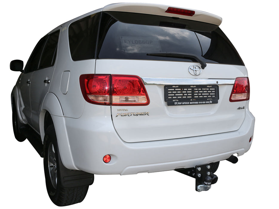 Toyota Fortuner Towbar 2010+