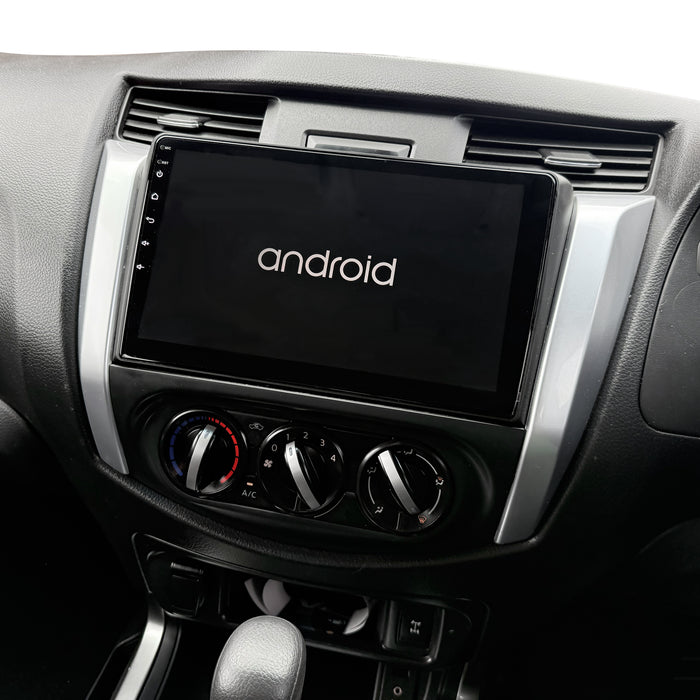 Nissan Navara Multimedia Radio 2016+ Free Reverse Camera