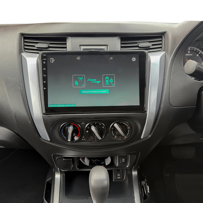 Nissan Navara Multimedia Radio 2016+ Free Reverse Camera