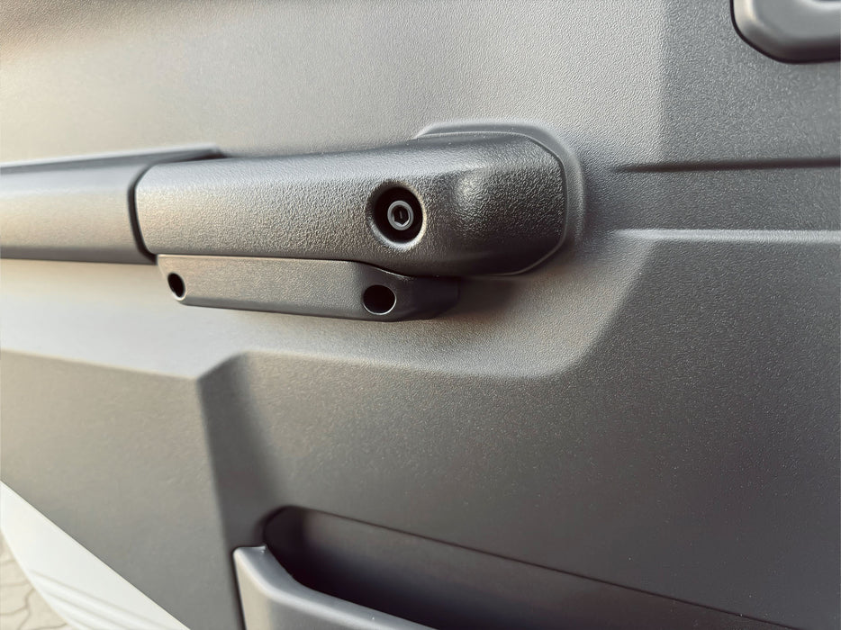 Suzuki-Jimny-Door-Handle-Pockets