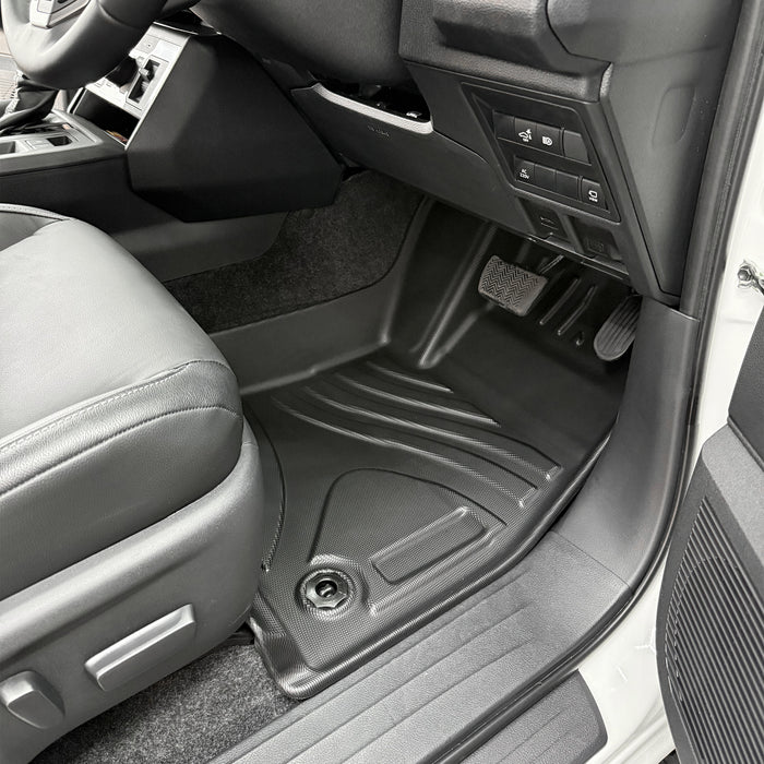 Toyota Hilux Travo Rubber Mats Automatic 2026+