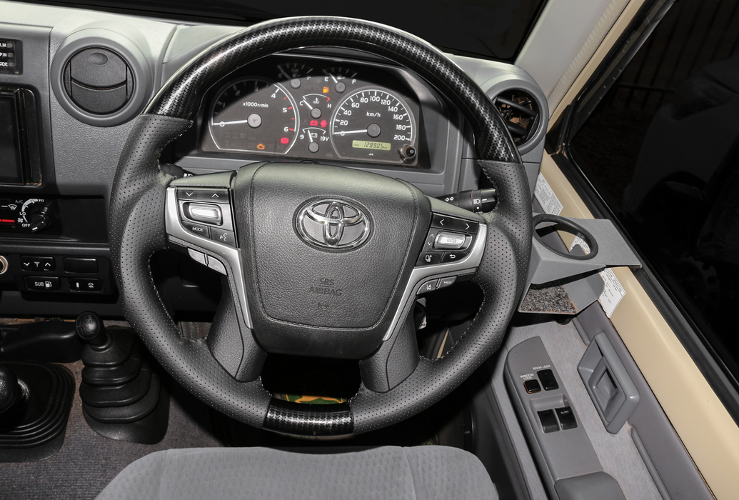 Toyota-Land-Cruiser-Steering-Wheel-70-Series